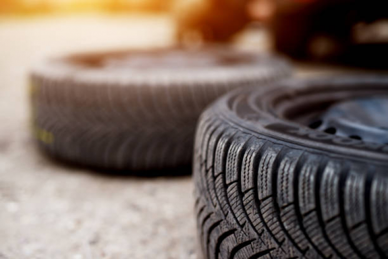 Qual o Valor para Trocar Pneu de Carro Praia Estaleiro - Trocar Pneu Balneário