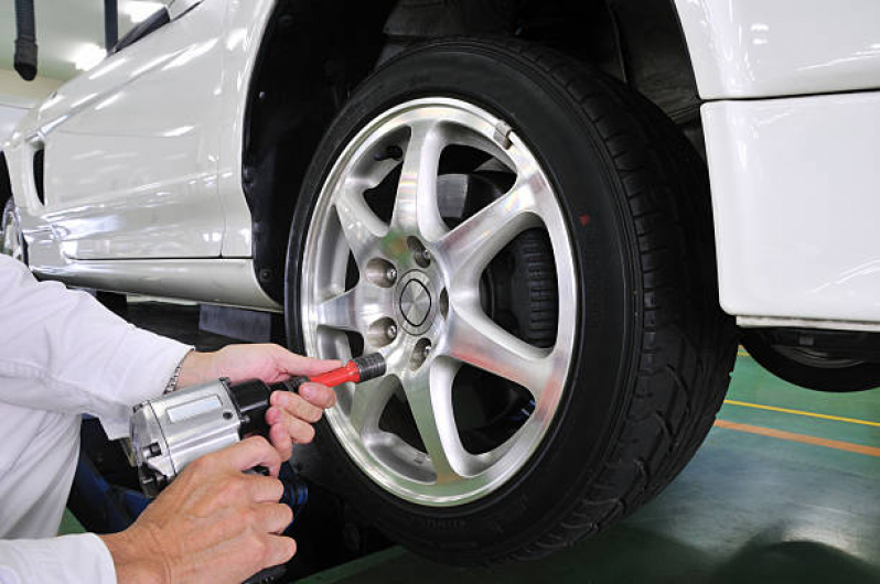 Qual o Valor para Trocar Pneu do Carro Praia Estaleirinho - Trocar Pneu de Carro